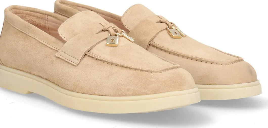Alpe Moccasins* CARTER
